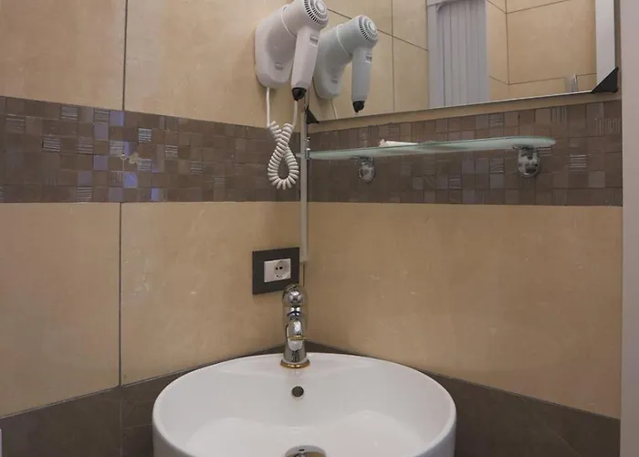 Rosa Italia Otel Roma
